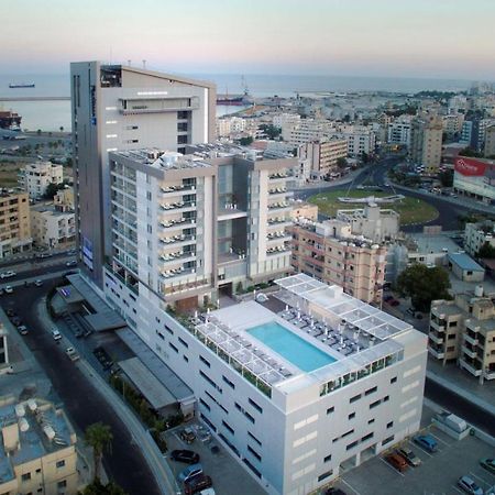 Radisson Blu Hotel, Larnaca Exterior foto