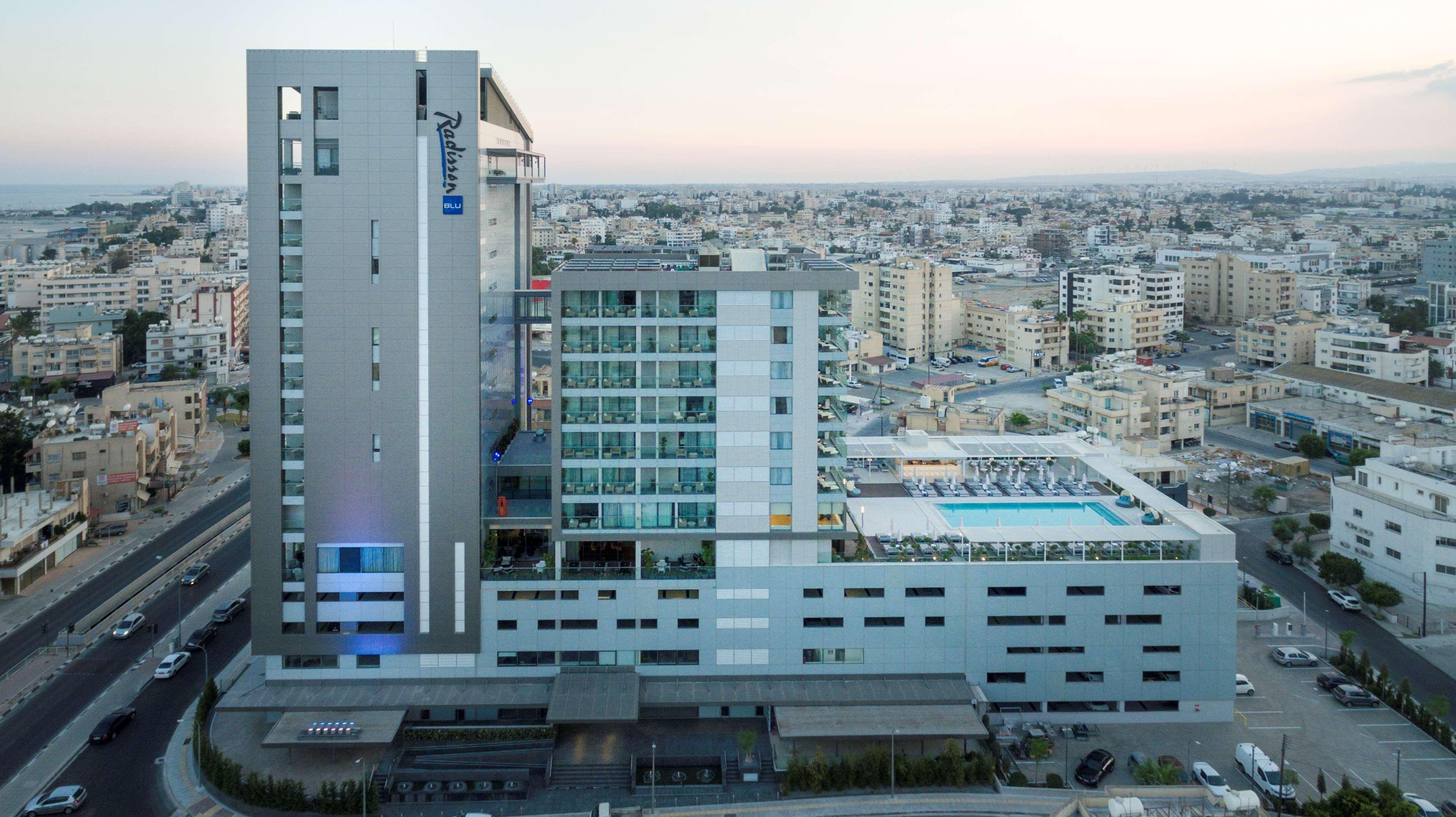 Radisson Blu Hotel, Larnaca Exterior foto