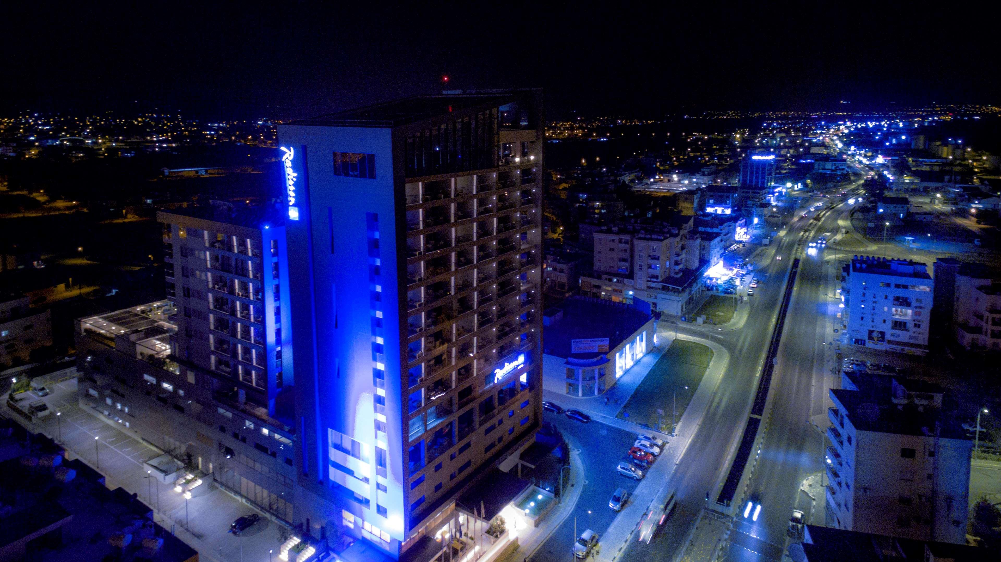 Radisson Blu Hotel, Larnaca Exterior foto