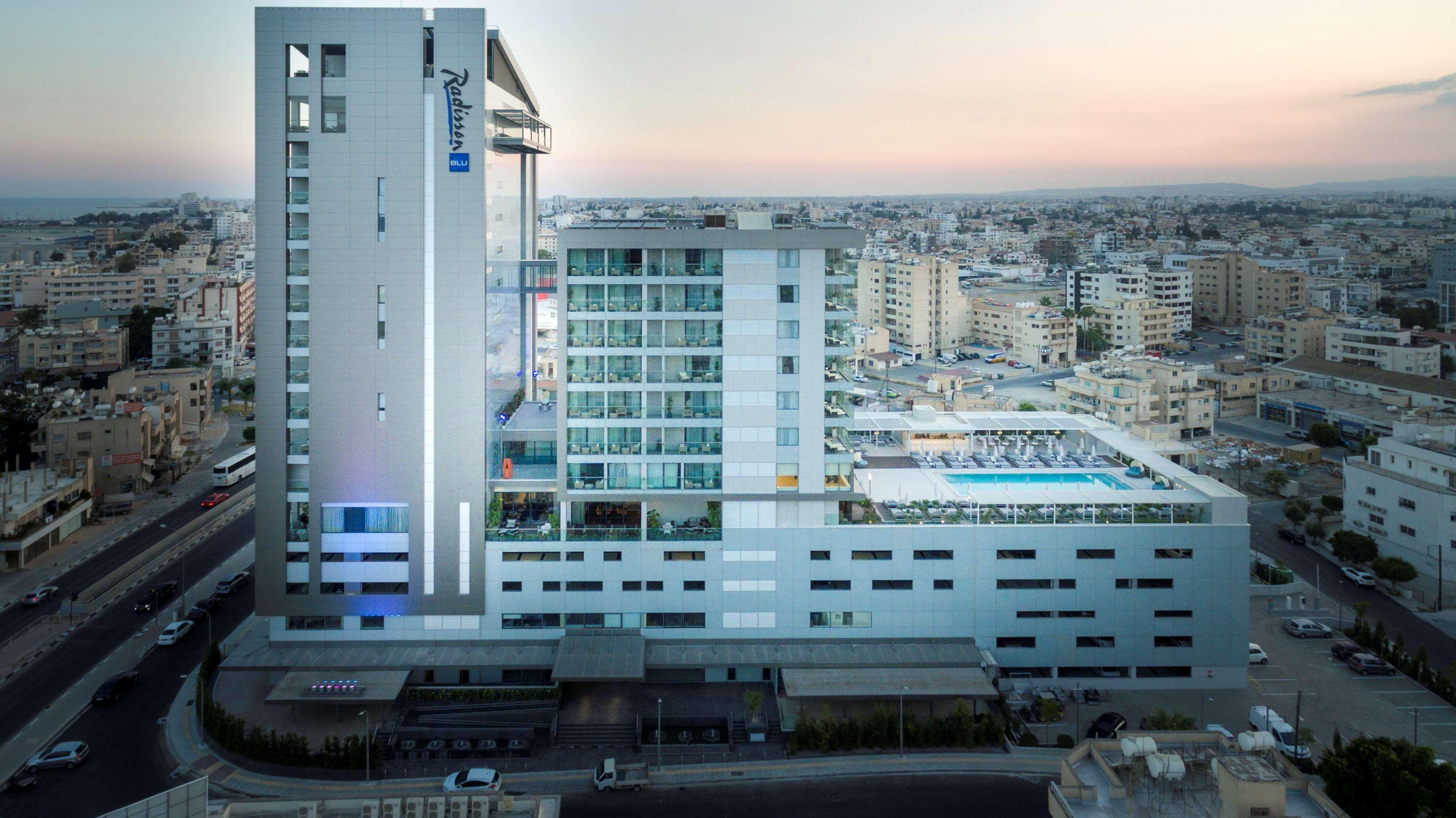 Radisson Blu Hotel, Larnaca Exterior foto